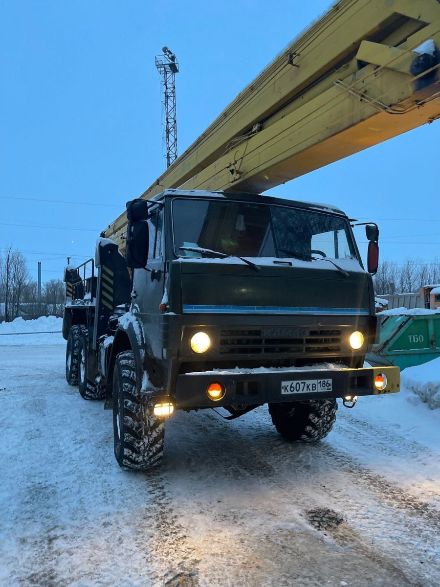 Погрузо-разгрузочные работы при помощи автокрана с траверсами в Брянске  недорого